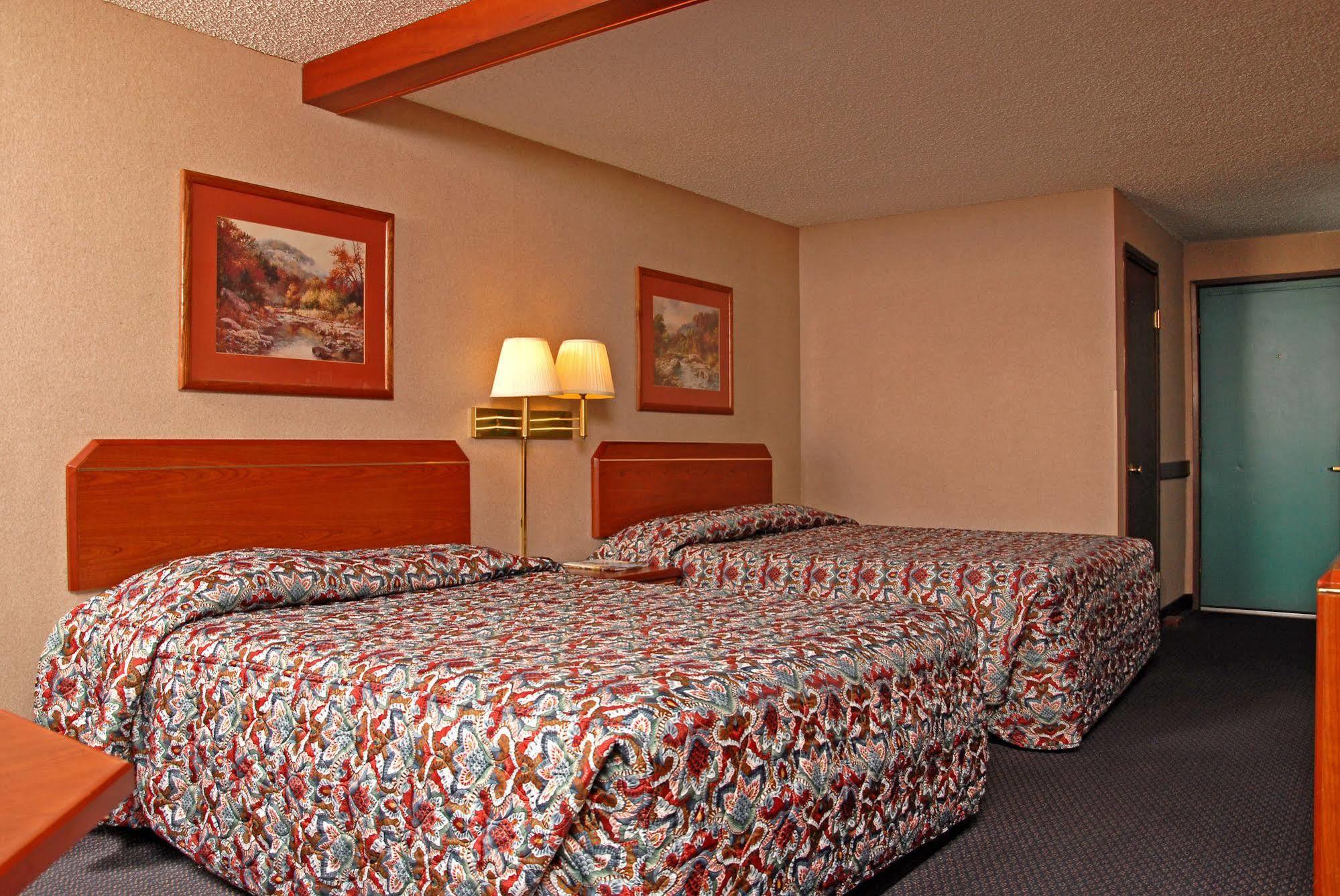 Redmond Inn Экстерьер фото