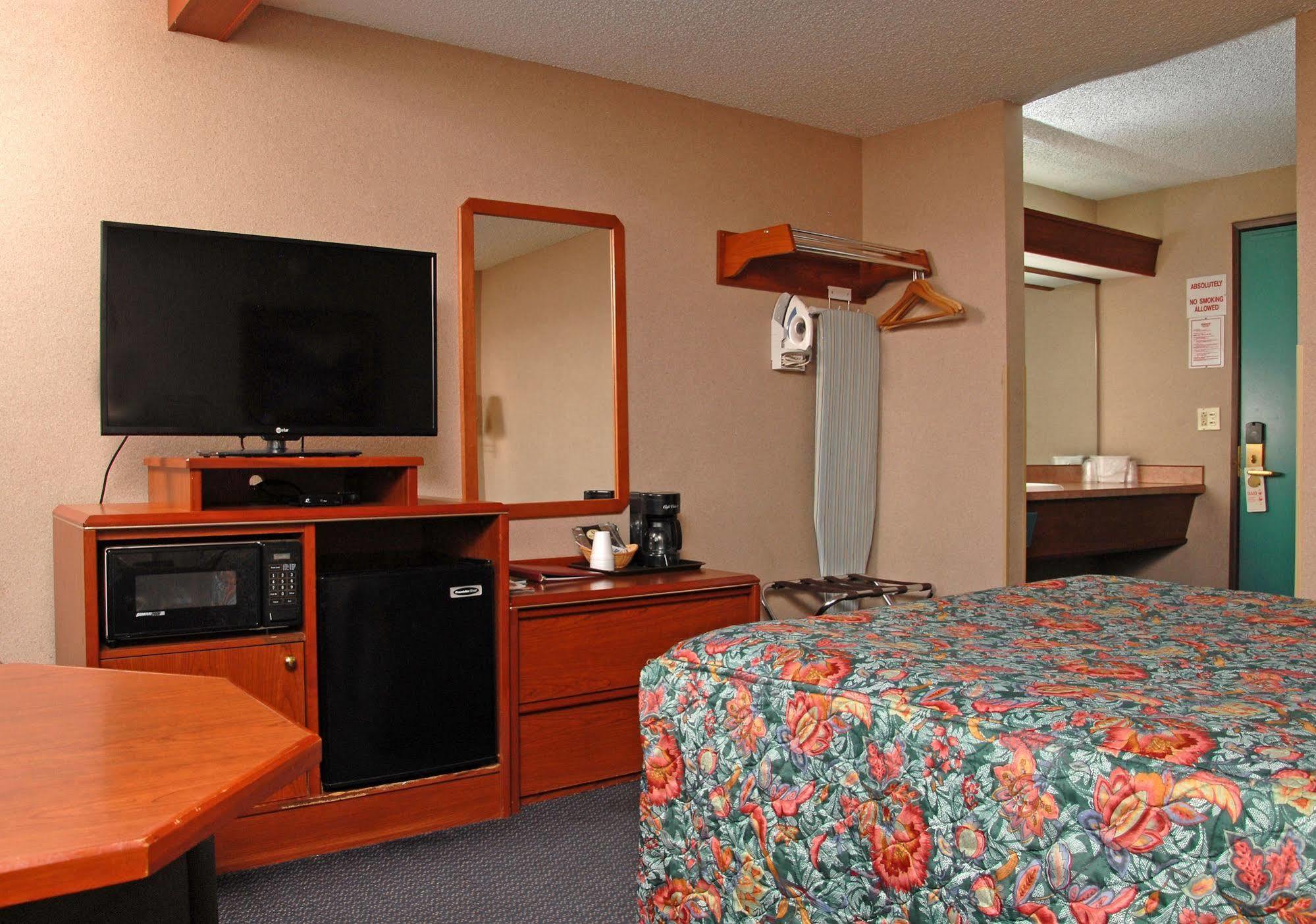 Redmond Inn Экстерьер фото